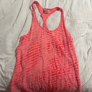 Under armor pink tank. Size XS.